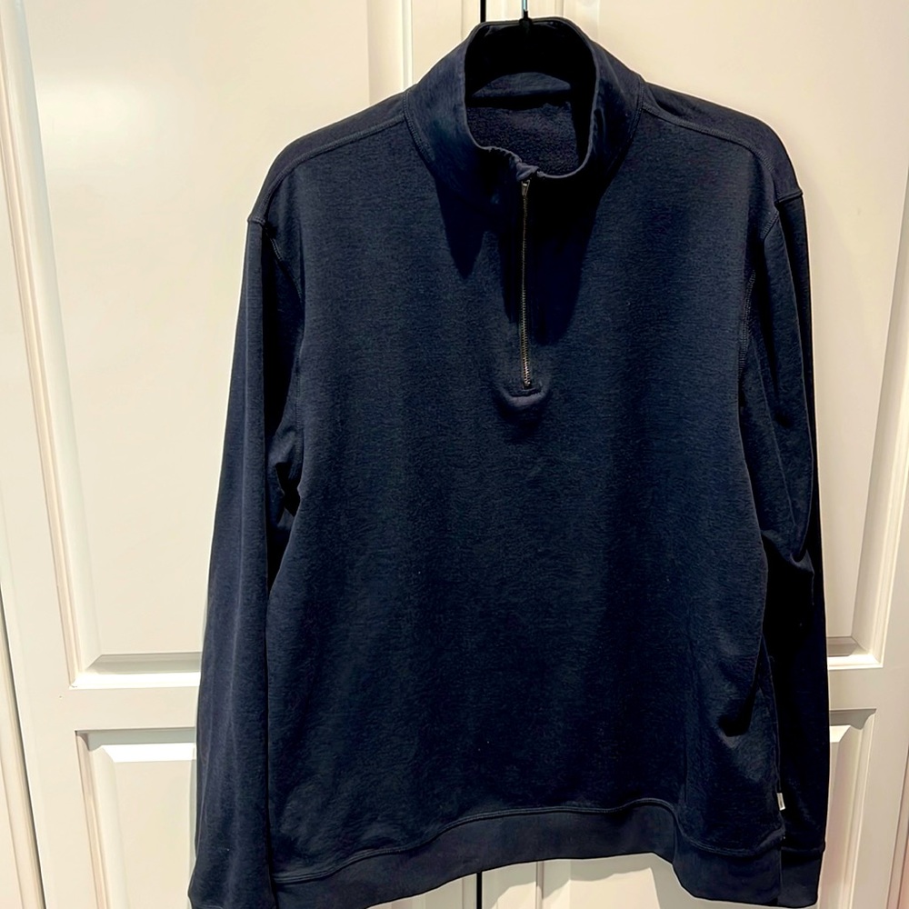 Vuori half zip Men’s sweatshirt XL. Ink heather   ease performance pullover